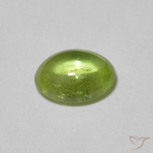 Esfena Verde claro Natural 0.69ct, oval, Transparente