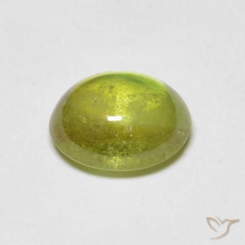 Esfena Verde Terroso Quente Natural 1.37ct, oval, Transparente