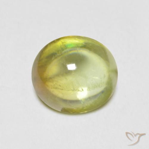 0.88ct Natural Verde Terroso Quente Esfena, oval, Transparente
