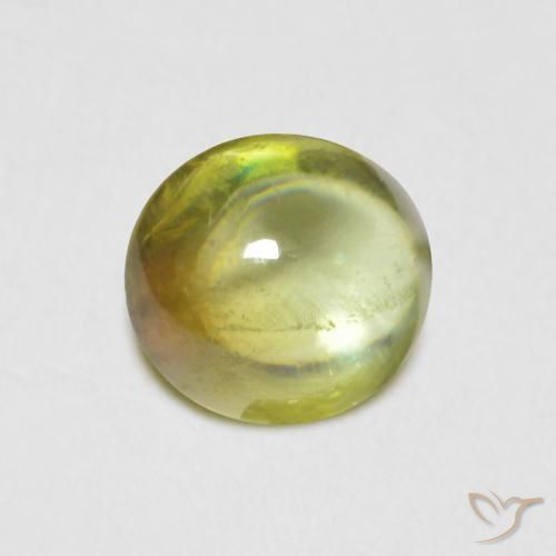 Esfena Verde Terroso Quente Natural 0.88ct, oval, Transparente