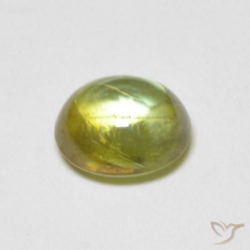 Esfena Verde Terroso Quente Natural 0.88ct, oval, Transparente