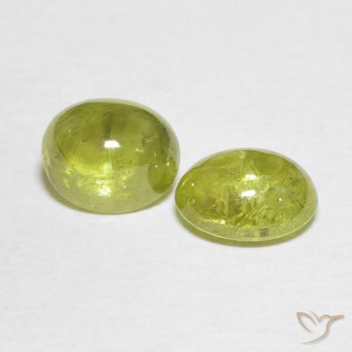 Pedras preciosas de Esfena amarelo médio natural de 3.61 ct, oval, Transparente