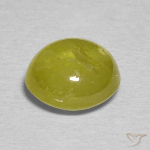 Esfena Verde Floresta Quente Natural 2.17ct, oval, Translúcido