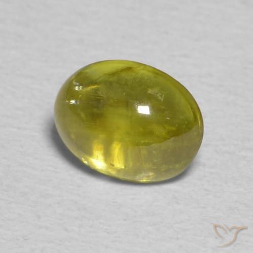 Esfena Verde Terroso Quente Natural 0.87ct, oval, Transparente