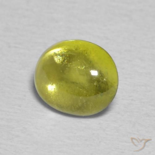 Esfena Verde Terroso Quente Natural 0.75ct, oval, Transparente