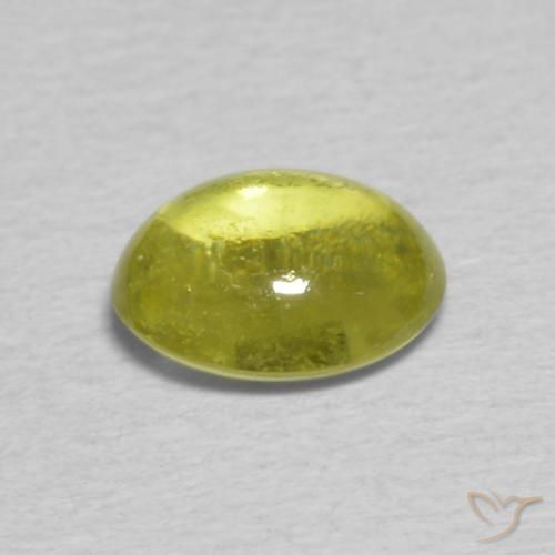 Esfena Verde Terroso Quente Natural 0.75ct, oval, Transparente