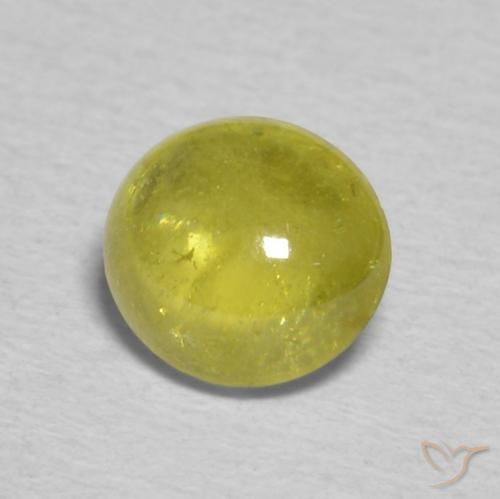 Esfena Verde Terroso Quente Natural 0.85ct, oval, Transparente