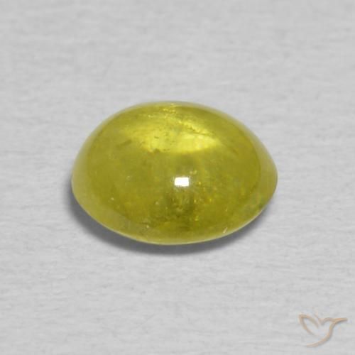 Esfena Verde Terroso Quente Natural 0.85ct, oval, Transparente