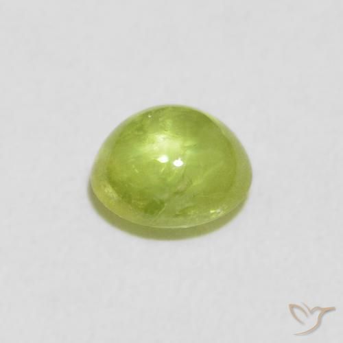 Esfena Verde claro Natural 0.85ct, oval, Transparente