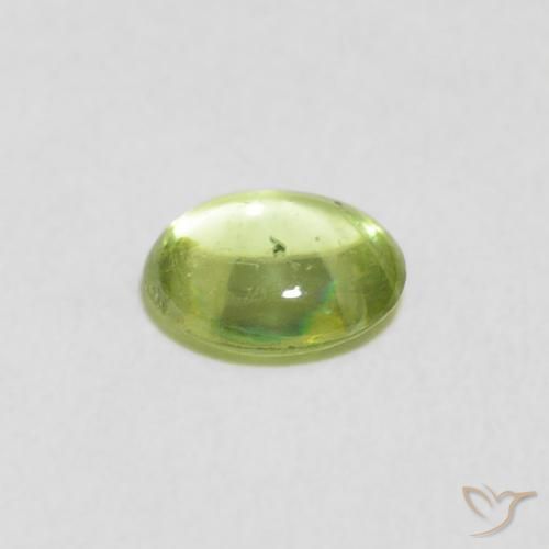 Esfena Verde claro Natural 0.66ct, oval, Transparente