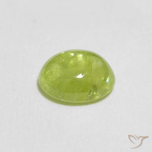 Esfena Verde médio Natural 0.65ct, oval, Transparente