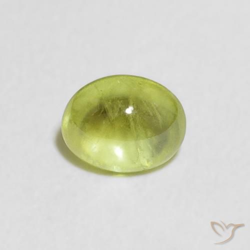 0.72ct Natural Verde oliva Esfena, oval, Transparente