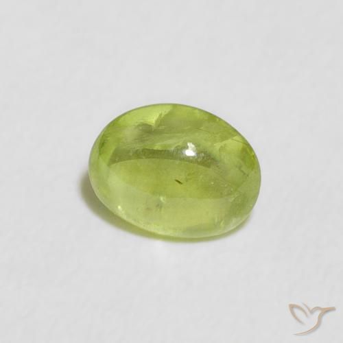 Esfena Verde amarelado vivo Natural 0.77ct, oval, Transparente