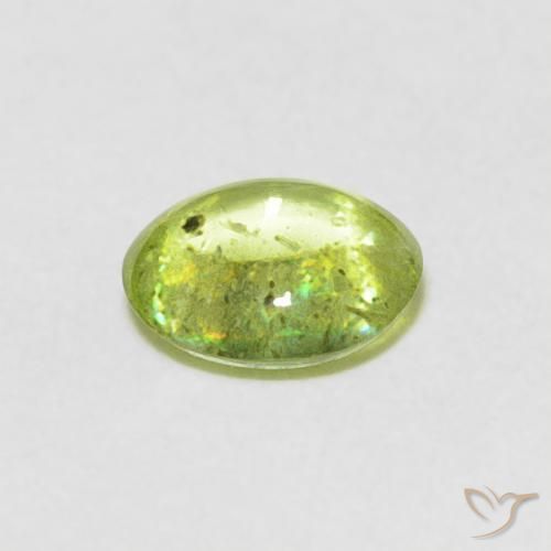 Esfena Verde médio Natural 0.61ct, oval, Transparente