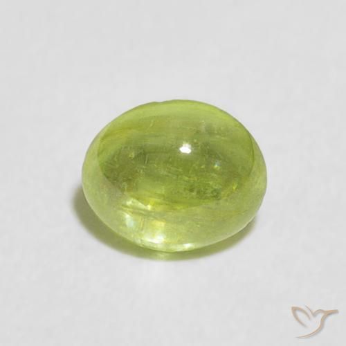 0.72ct Natural Verde médio Esfena, oval, Transparente