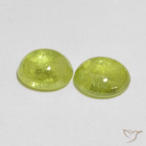 Pedras preciosas de Esfena Verde oliva natural de 2.61 ct, oval, Transparente