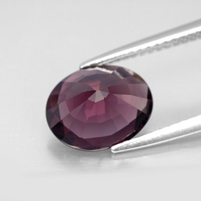 Espinélio  natural 3,04ct, corte oval, VVS
