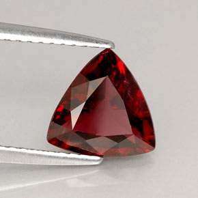 Espinélio  natural 1,86ct, trillion, VS