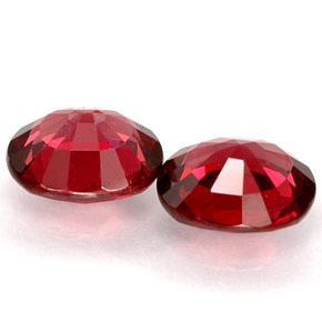 Pedras preciosas de espinélio vermelho natural de  ct, corte oval, VVS-VS