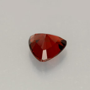 Espinélio vermelho natural 0,86ct, trillion, VS