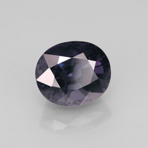 Espinélio  natural 2,43ct, corte oval, VVS