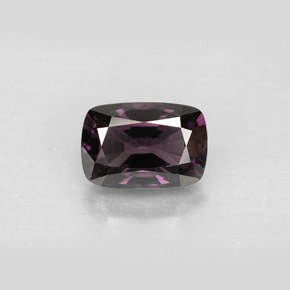 Espinélio  natural 2,70ct, almofada cortada, VVS