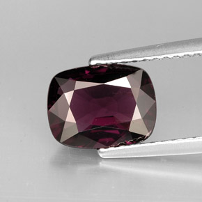 Espinélio  natural 2,28ct, almofada cortada, VVS-VS