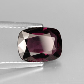 Espinélio  natural 2,28ct, almofada cortada, VVS-VS