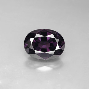 Espinélio  natural 2,61ct, corte oval, VVS-VS