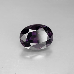 Espinélio  natural 2,61ct, corte oval, VVS-VS