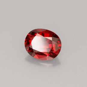 Espinélio vermelho natural 0,76ct, corte oval, VS