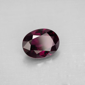 Espinélio violeta natural 2,06ct, corte oval, VVS