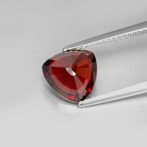 Espinélio  natural 2,29ct, trillion, VS
