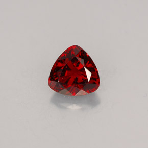 Espinélio  natural 0,60ct, trillion, VVS-VS