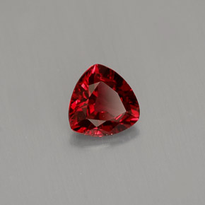 Espinélio  natural 0,50ct, trillion, VVS-VS
