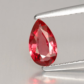 Espinélio vermelho natural 0,55ct, formato de pêra, VS