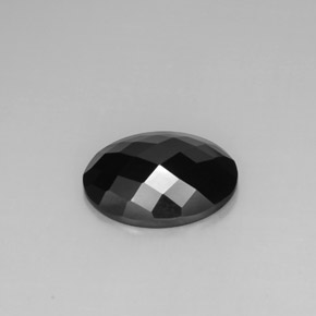 Espinélio preto natural 8,80ct, corte oval, opaco