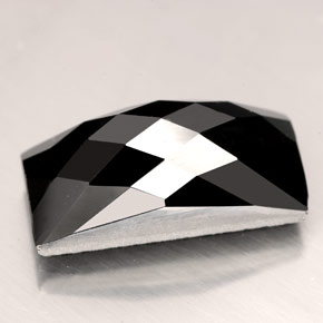 Espinélio preto natural 12,84ct, baguete, opaco
