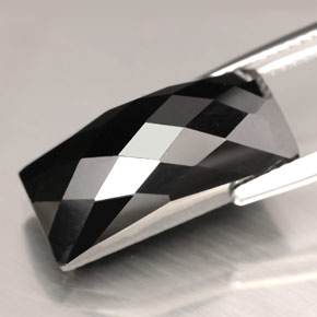 Espinélio preto natural 12,84ct, baguete, opaco