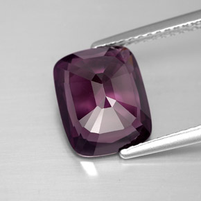 Espinélio  natural 3,46ct, almofada cortada, VS