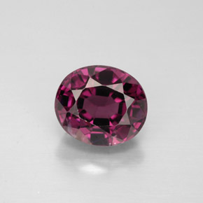 Espinélio  natural 2,25ct, corte oval, VVS-VS