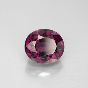 Espinélio  natural 2,25ct, corte oval, VVS-VS