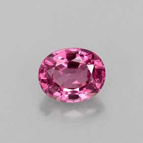 Espinélio  natural 0,69ct, corte oval, VS