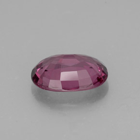 Espinélio violeta natural 1,98ct, corte oval, VS