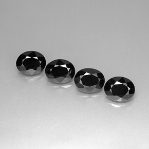 Pedras preciosas de espinélio preto natural de  ct, corte oval, opaco