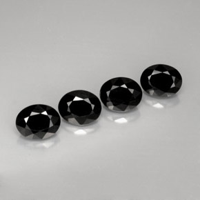 Pedras preciosas de espinélio preto natural de  ct, corte oval, opaco