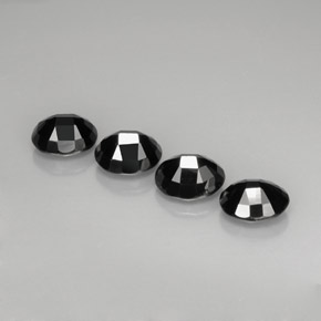 Pedras preciosas de espinélio preto natural de  ct, corte oval, opaco