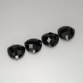 Pedras preciosas de espinélio preto natural de  ct, trillion, opaco