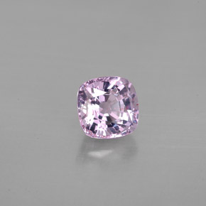 Espinélio violeta natural 1,13ct, almofada cortada, VS