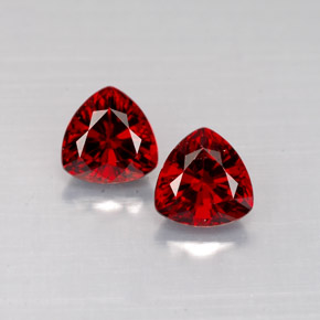 Pedras preciosas de espinélio vermelho natural de  ct, trillion, VS